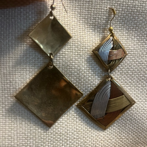 Handcrafted Solid Antique Detailed Copper Dangle Earrings from Chile - Picture 4 of 5